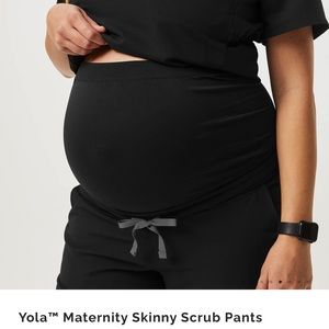 Figs Yola straight leg MATERNITY scrub pants- MED/REG FREE SHIPPING